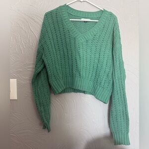 Women's American Eagle Cropped V-Neck Sweater, Medium
